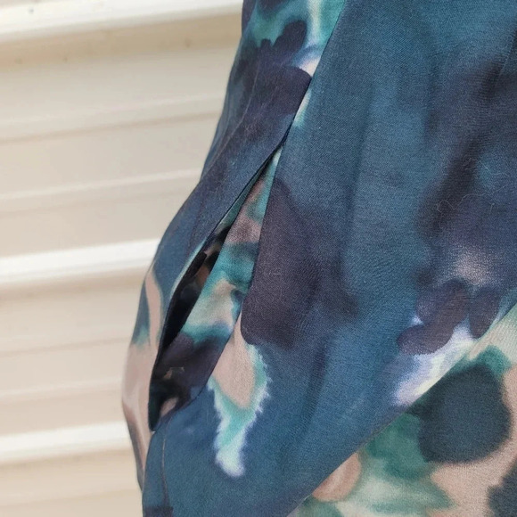 Ann Taylor LOFT Gray Turquoise Blue Watercolor Sheath Ruffle Dress V-Neck Sz 6 - Picture 8 of 12